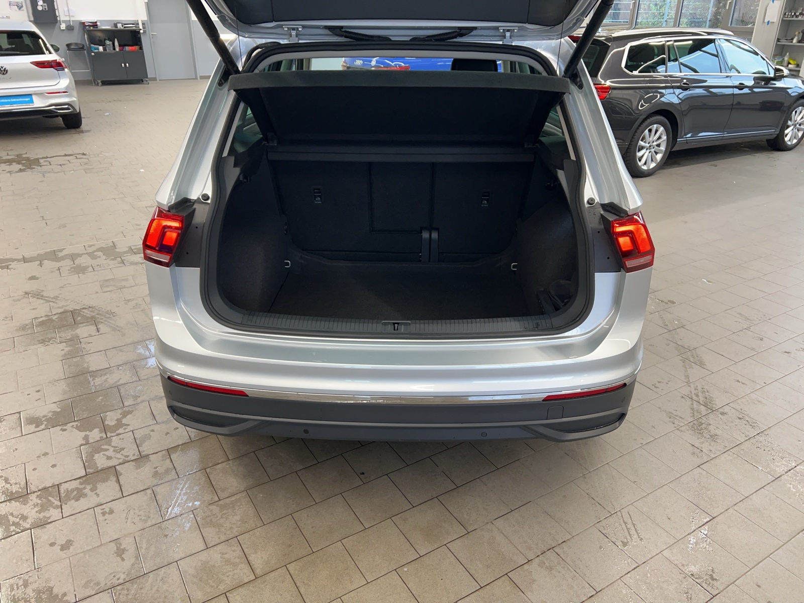 Tiguan 2.0 TDI DSG Move ACC LED Navi AHK