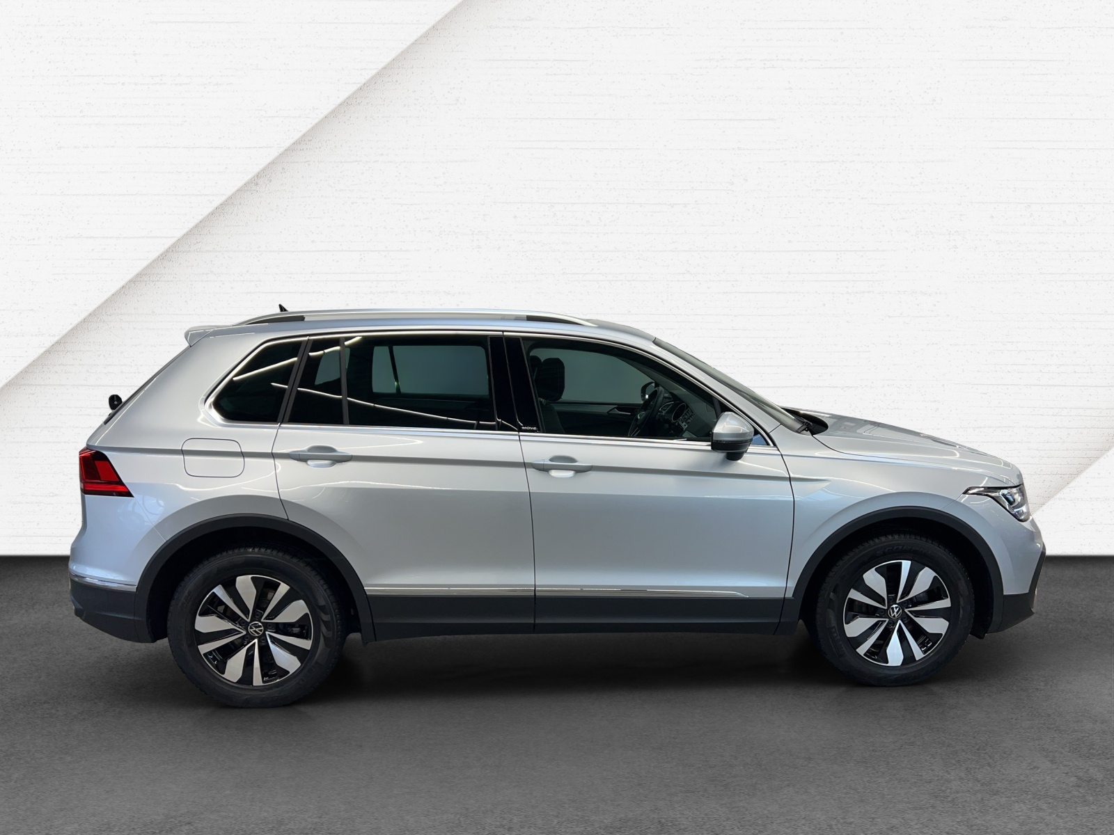 Tiguan 2.0 TDI DSG Move ACC LED Navi AHK