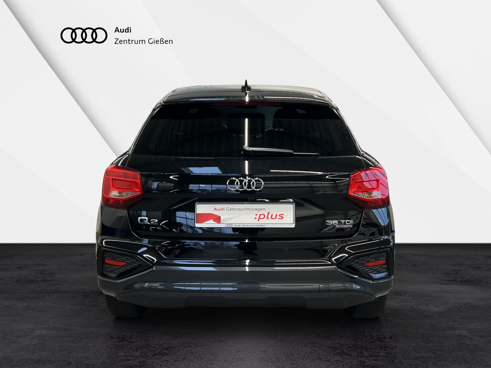 Q2 35 TDI quattro S-tronic advanced black AHK Navi