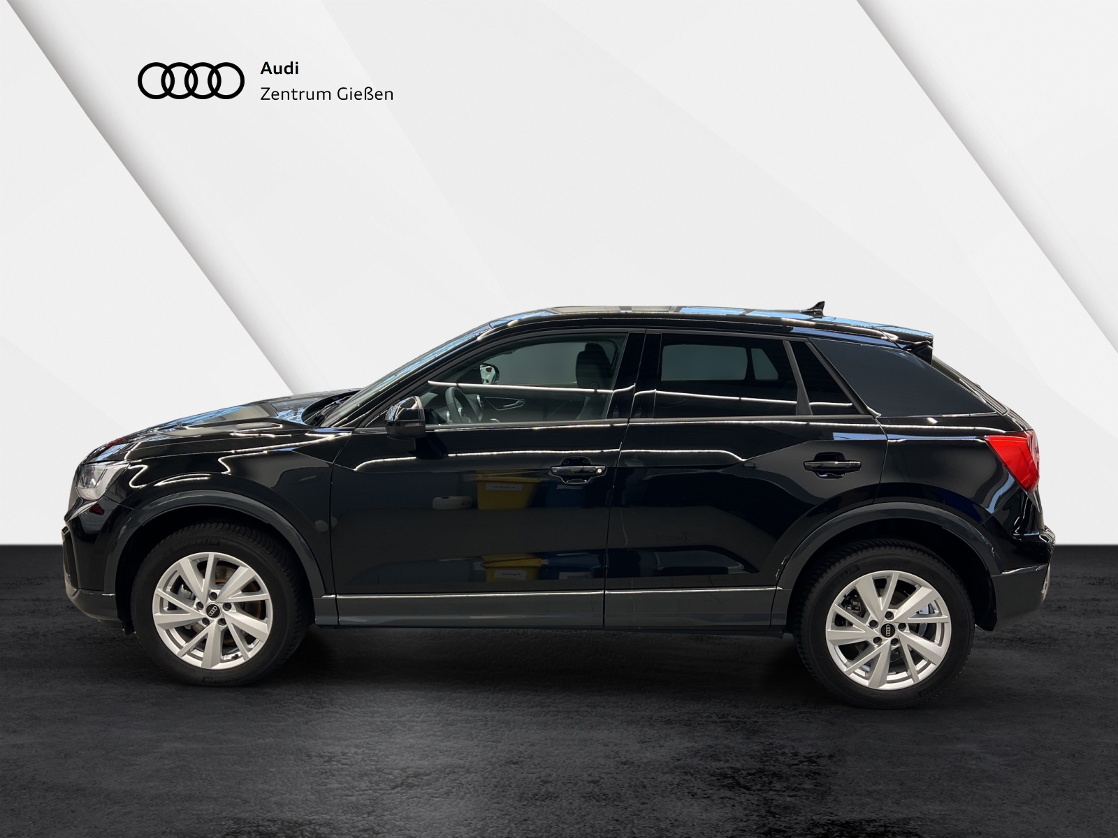 Q2 35 TDI quattro S-tronic advanced black AHK Navi