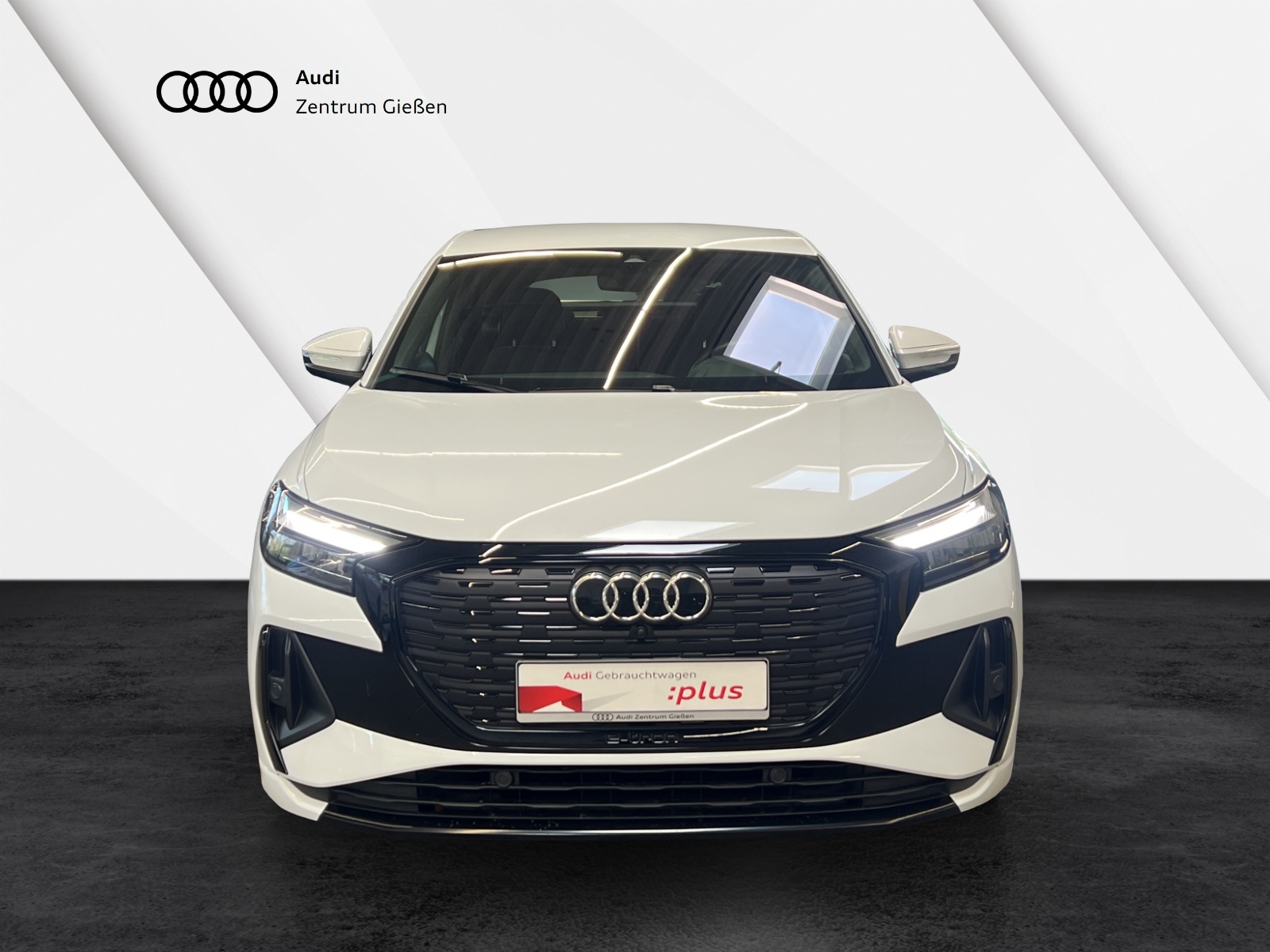 Q4 Sportback 40 e-tron S line Black MMI Navi Plus