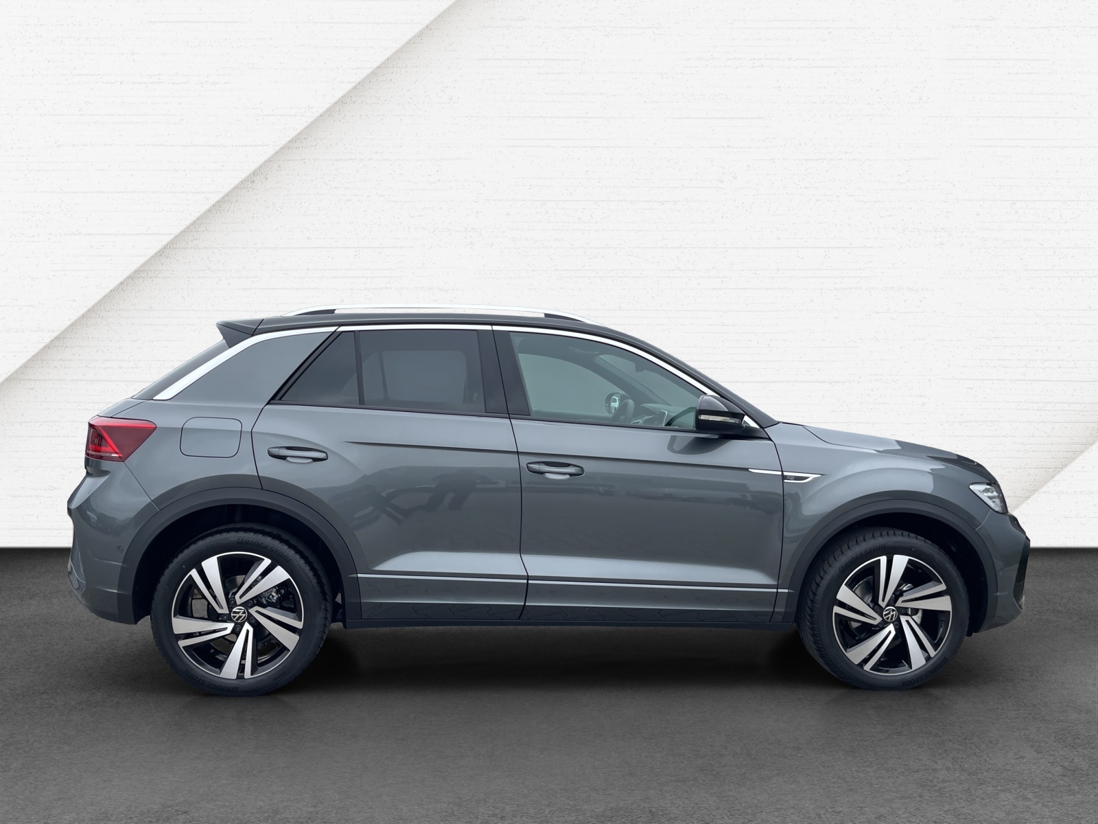 T-Roc 1.5 TSI DSG R-Line IQ-Light TravelAssist Panodach AHK