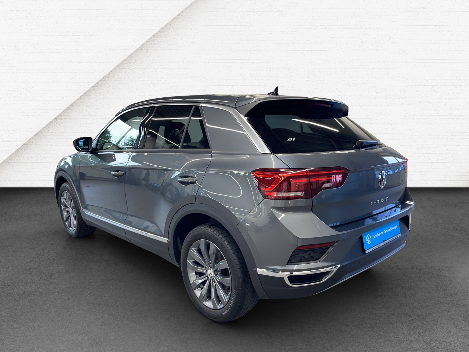 T-Roc 2.0 TDI DSG 4M Sport ACC LED Navi Rückkamera ActiveInfo