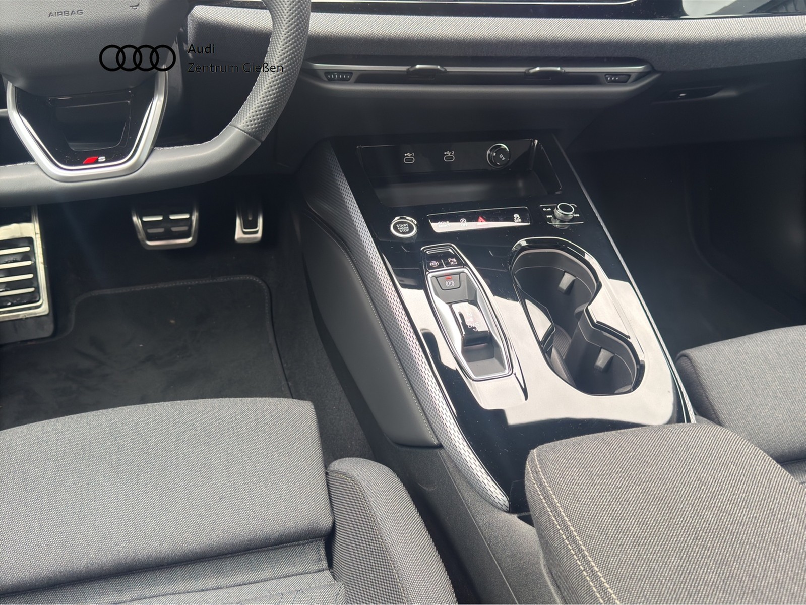 A5 Avant TFSI S line Black AHK Assistenzpaket Navi LED