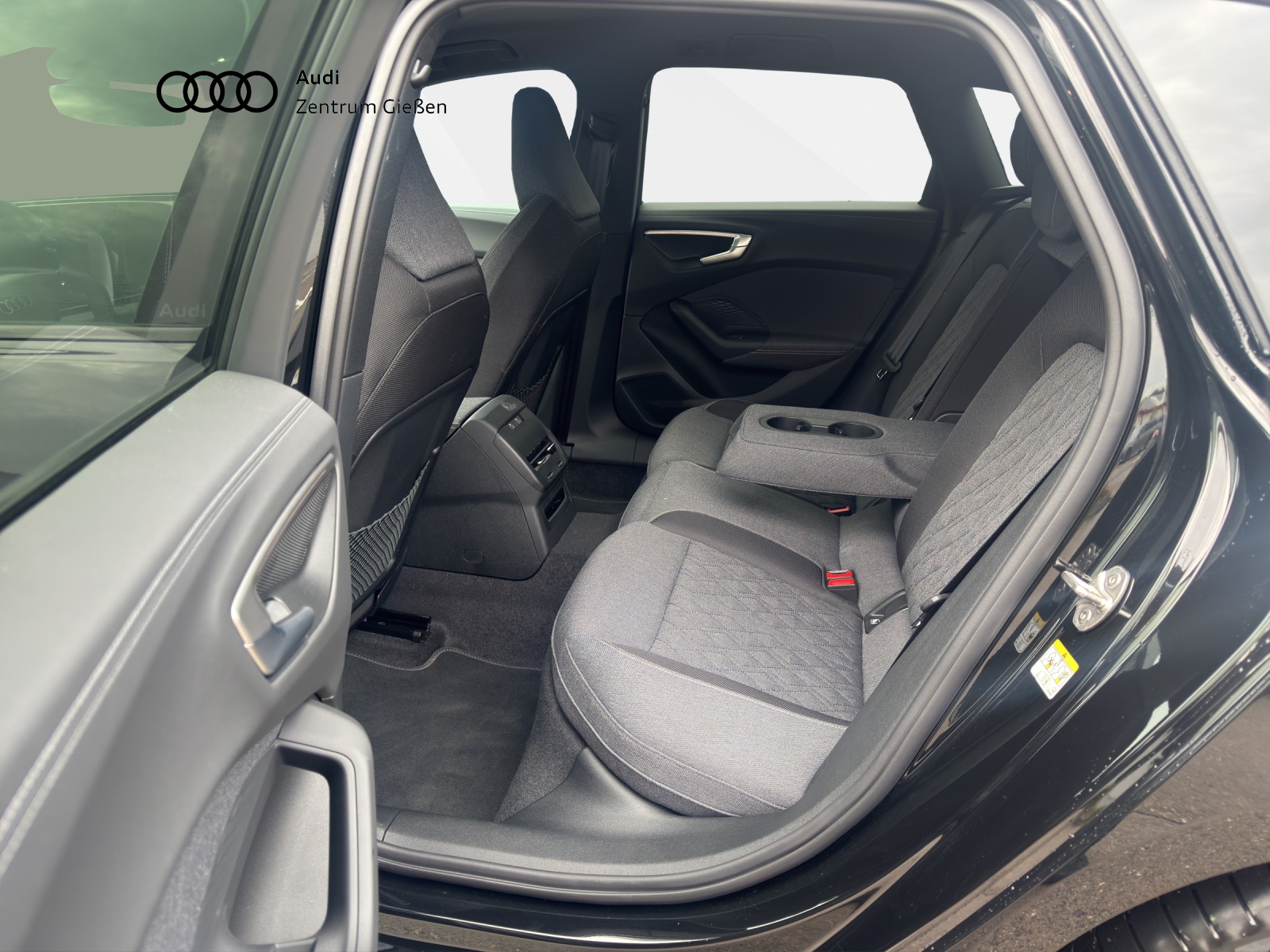 A5 Avant TFSI S line Black AHK Assistenzpaket Navi LED