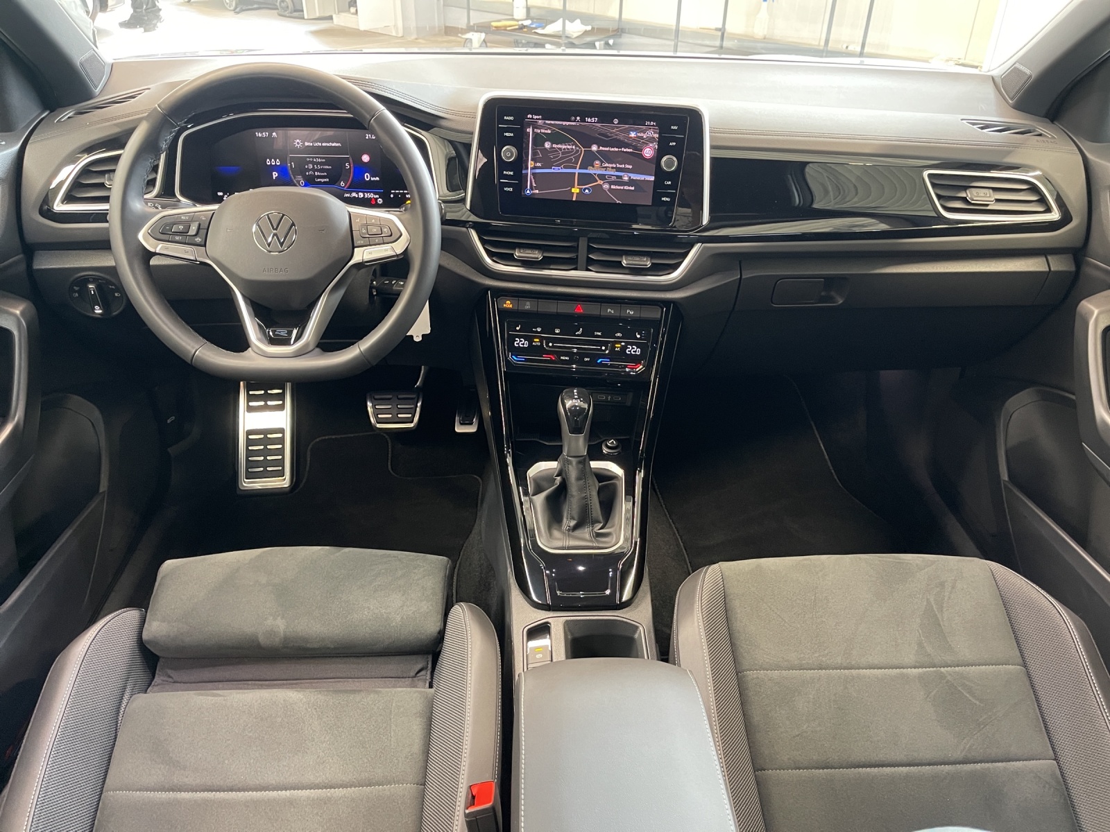 T-Roc 2.0 TDI DSG R-Line LED-Plus ACC Navi AHK