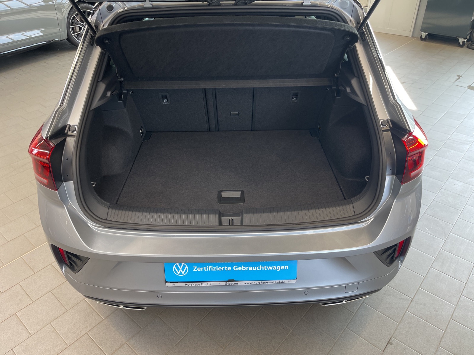 T-Roc 2.0 TDI DSG R-Line LED-Plus ACC Navi AHK