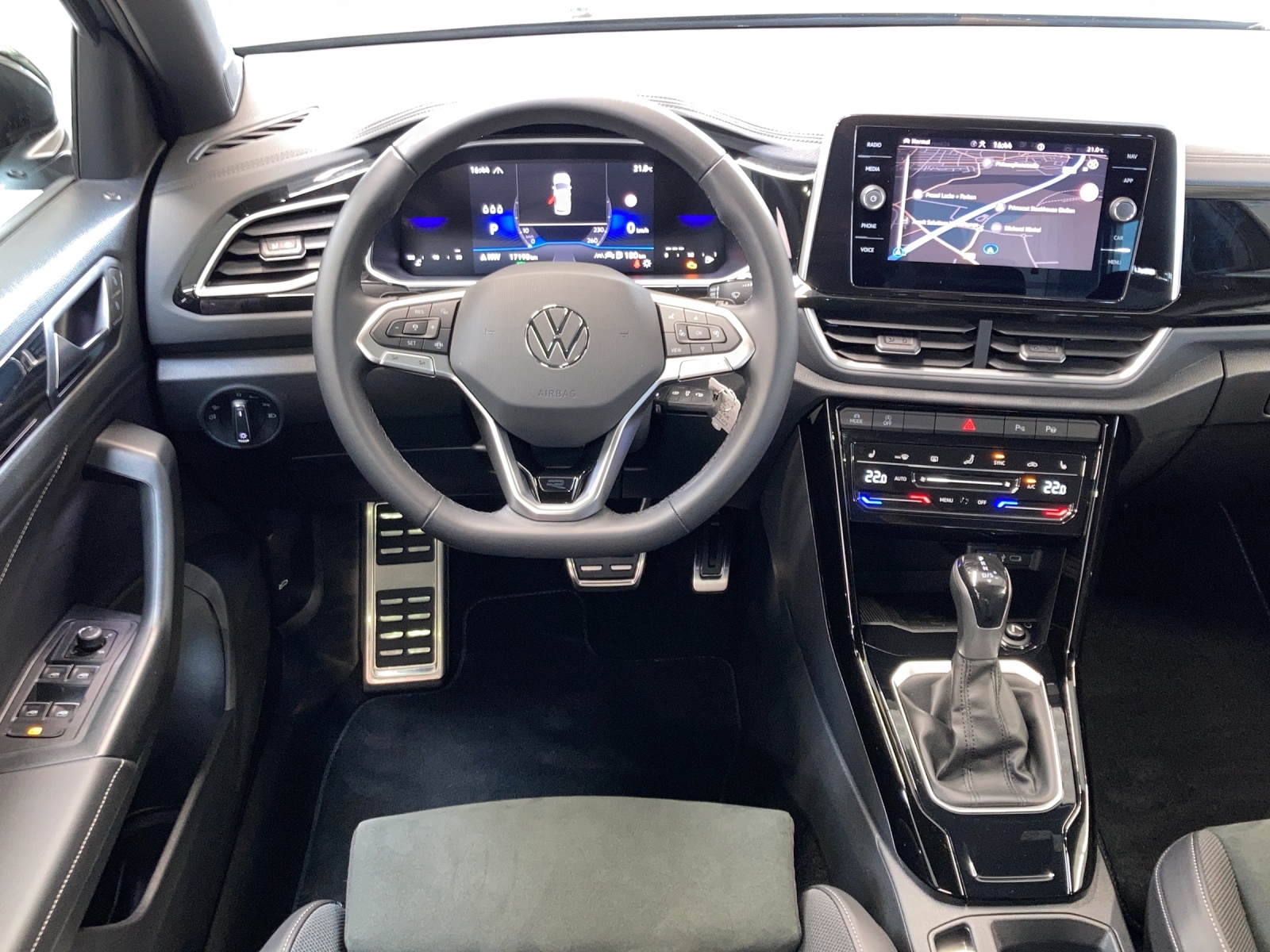 T-Roc 2.0 TDI DSG R-Line LED-Plus ACC Navi AHK