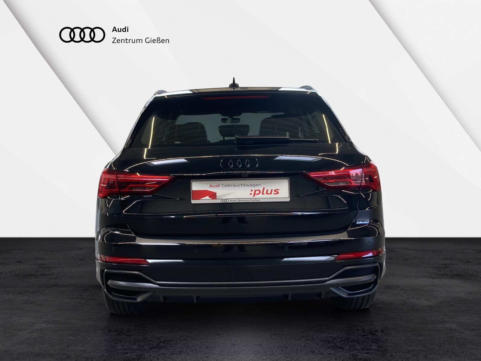 Q3 35 TDI S line Black MATRIX PANO SONOS NAVI