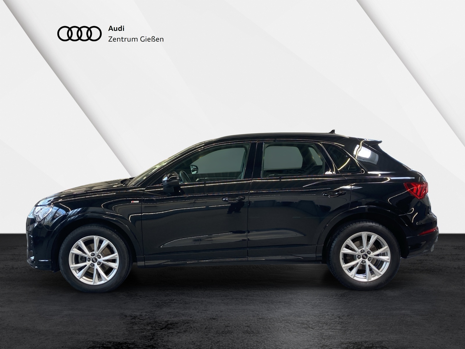 Q3 35 TDI S line Black MATRIX PANO SONOS NAVI