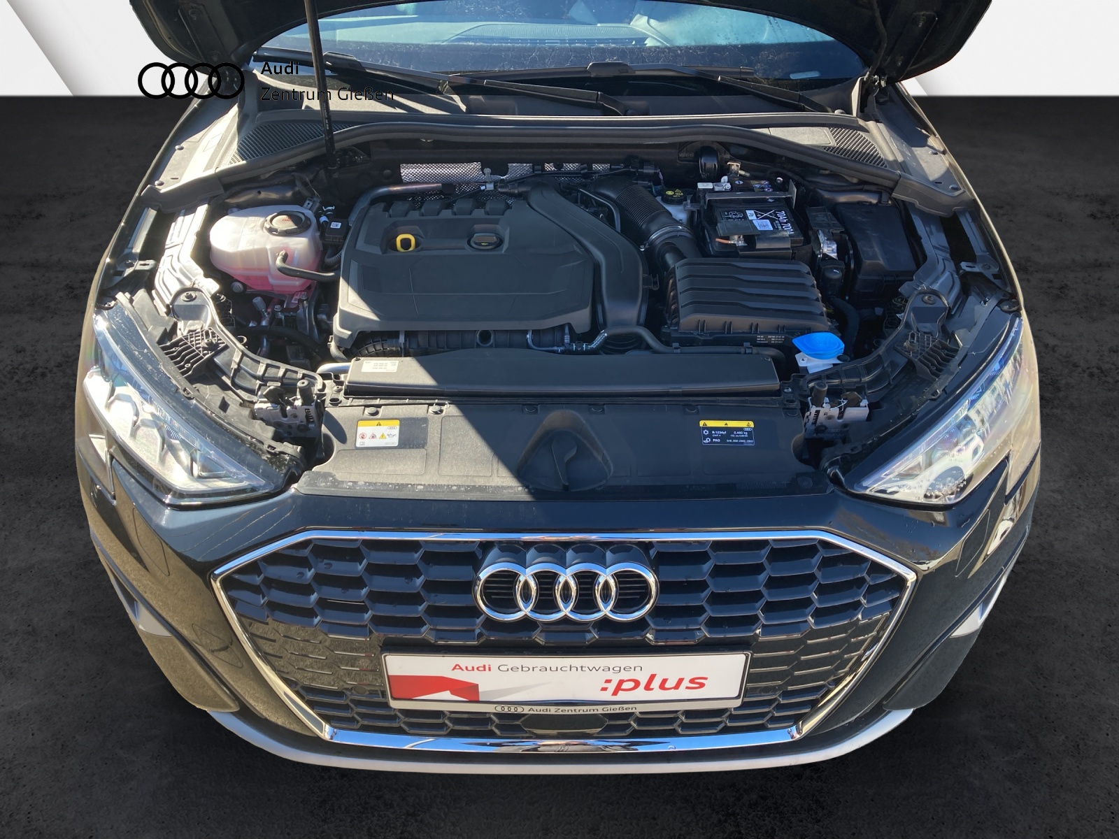 A3 Limousine 35 TFSI S-tronic advanced AHK Infotainment-Paket