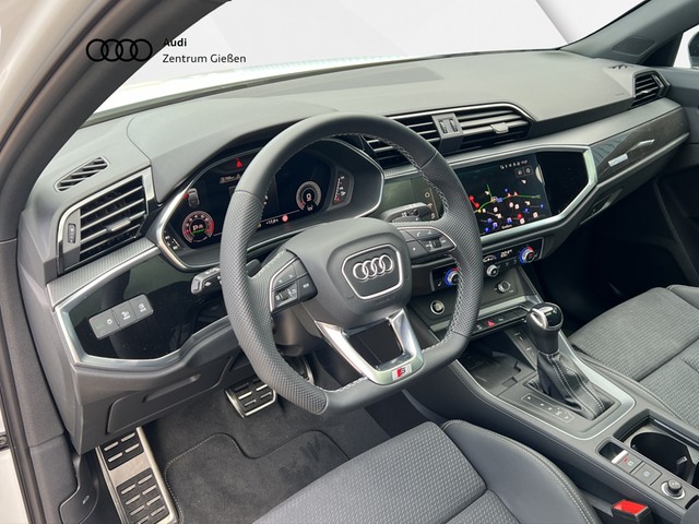 Q3 Sportback 35 TFSI S line Black PANO AHK Matrix-LED