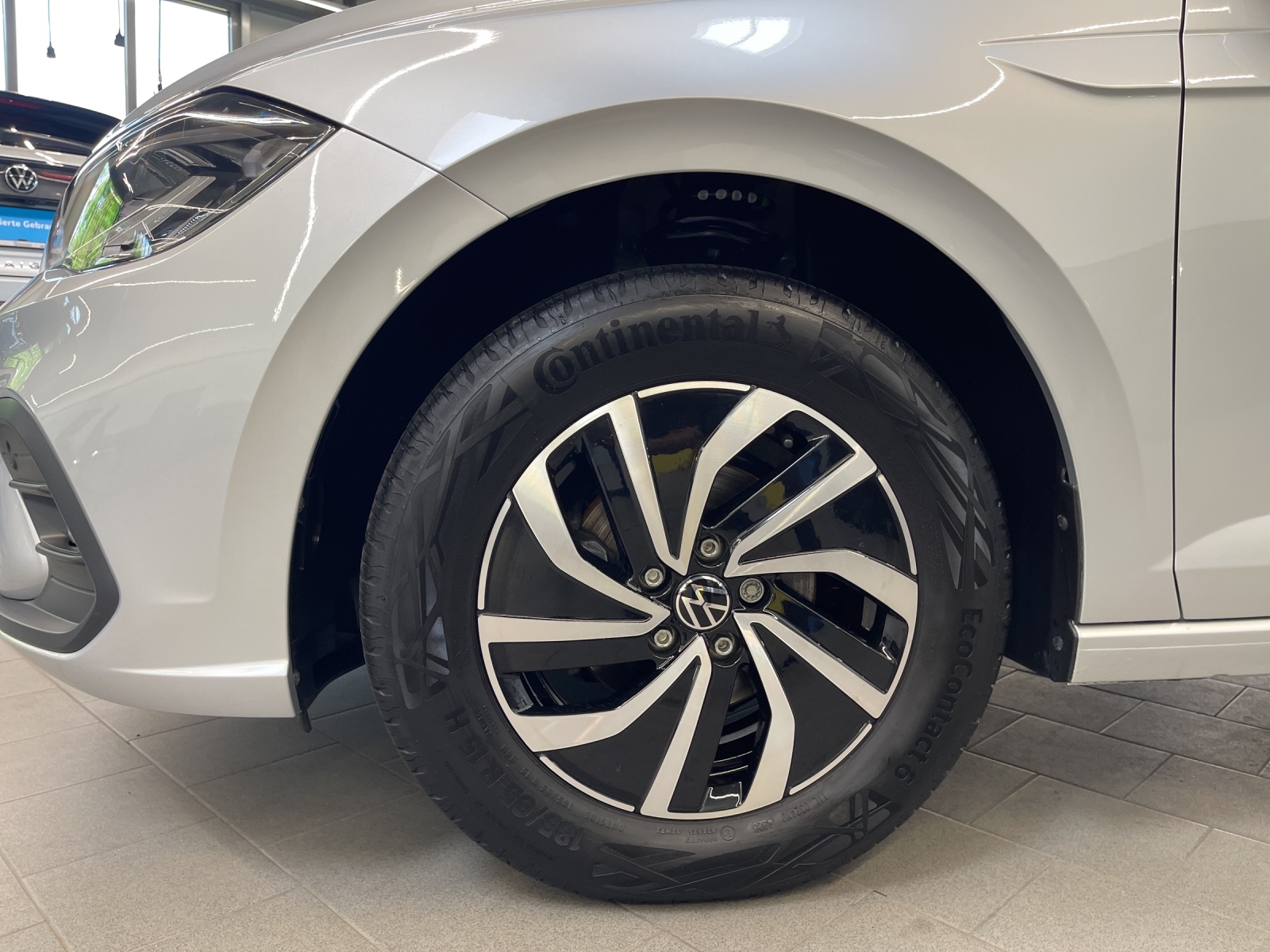 Polo 1.0 TSI Life LED Navi Einparkhilfe Alu
