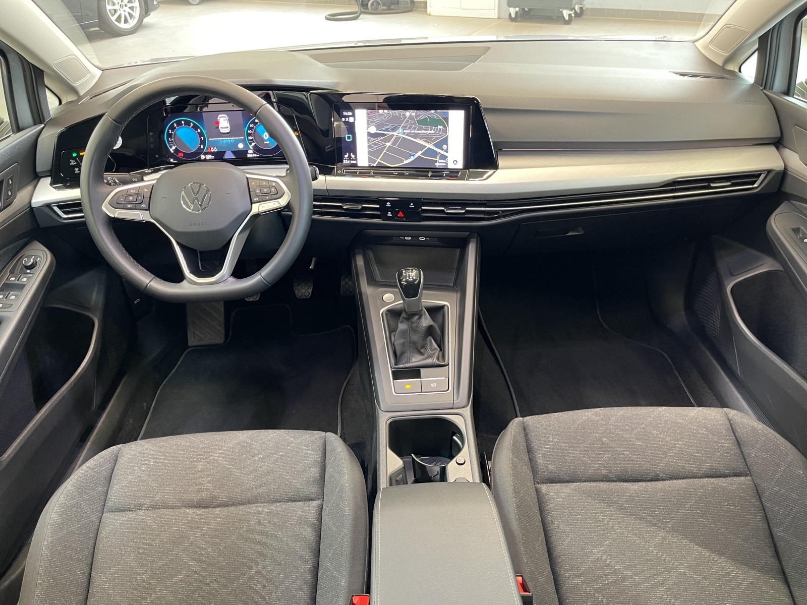 Golf VIII 1.5 TSI Life LED-Plus TravelAssist Navi