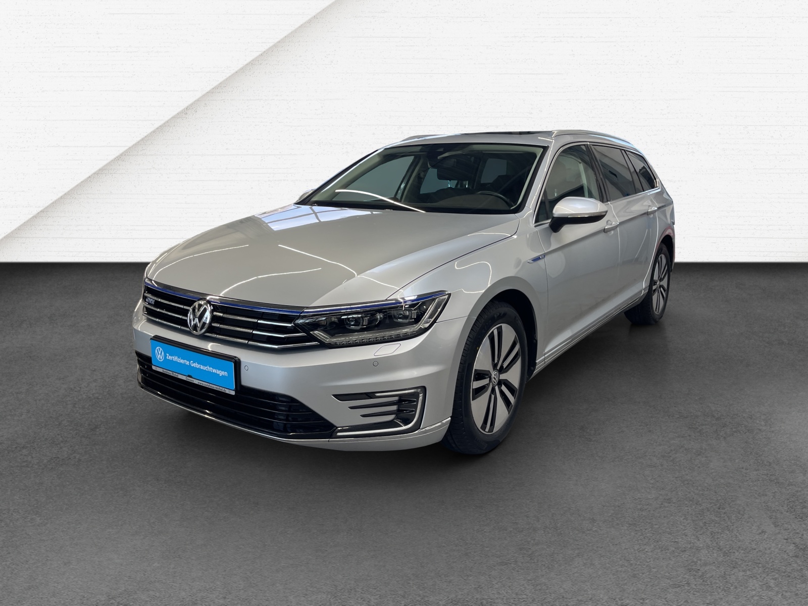 Passat Variant TSI Plug-In Hybrid DSG GTE ACC LED Panodach Navi AHK