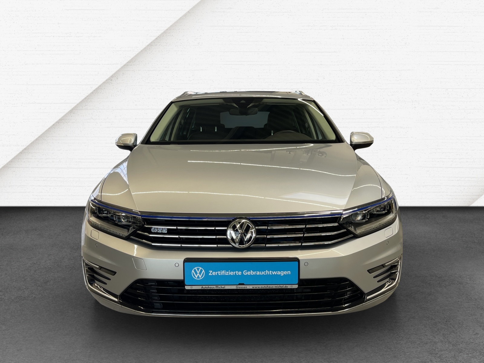 Passat Variant TSI Plug-In Hybrid DSG GTE ACC LED Panodach Navi AHK