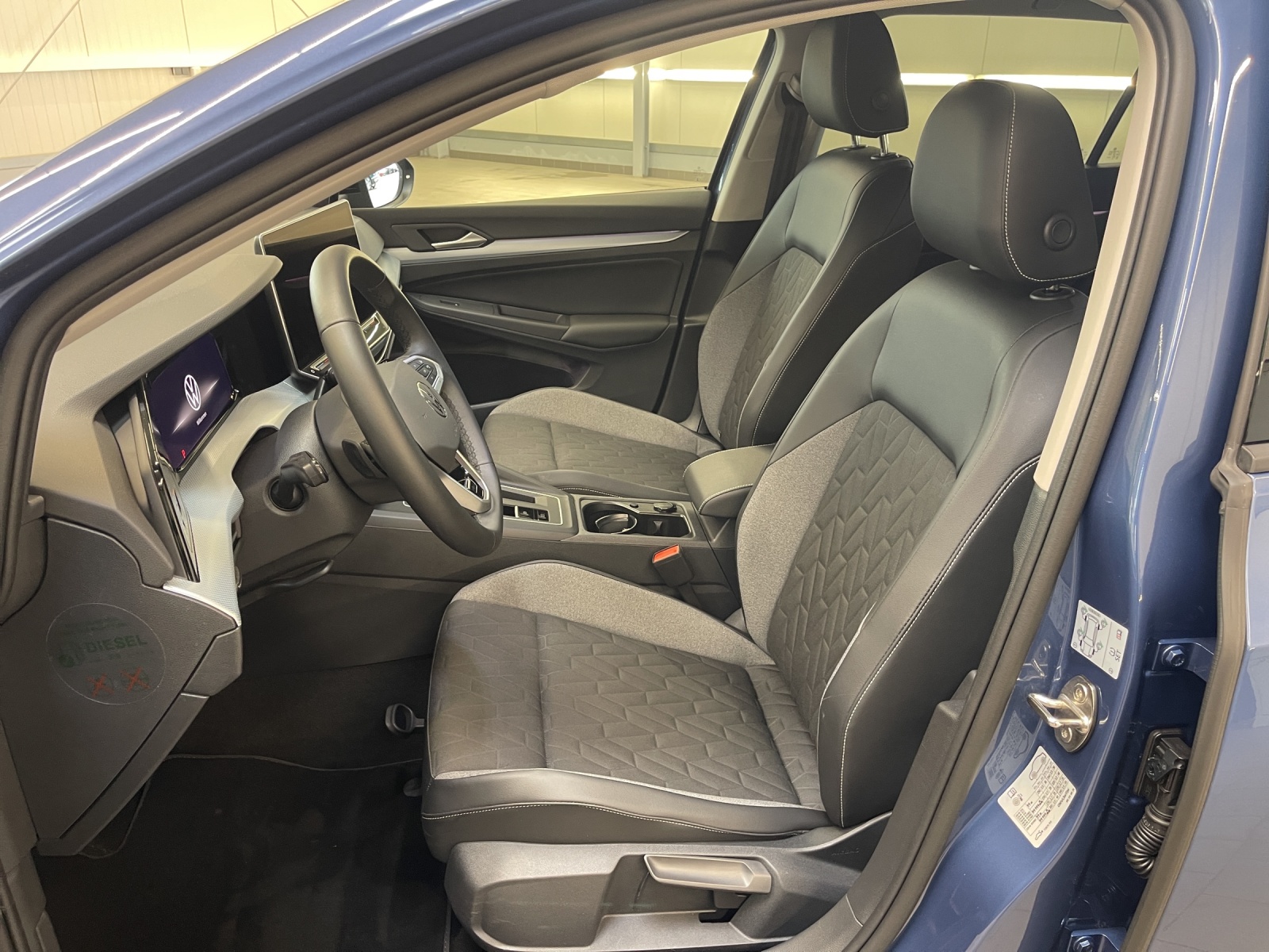 Golf VIII Variant 2.0 TDI DSG Goal IQ-Light TravelAssist Navi AHK