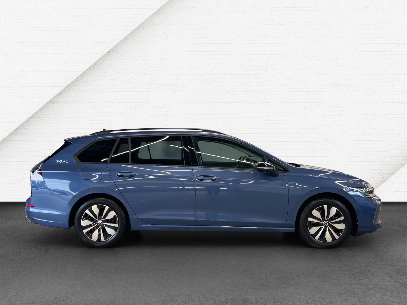 Golf VIII Variant 2.0 TDI DSG Goal IQ-Light TravelAssist Navi AHK