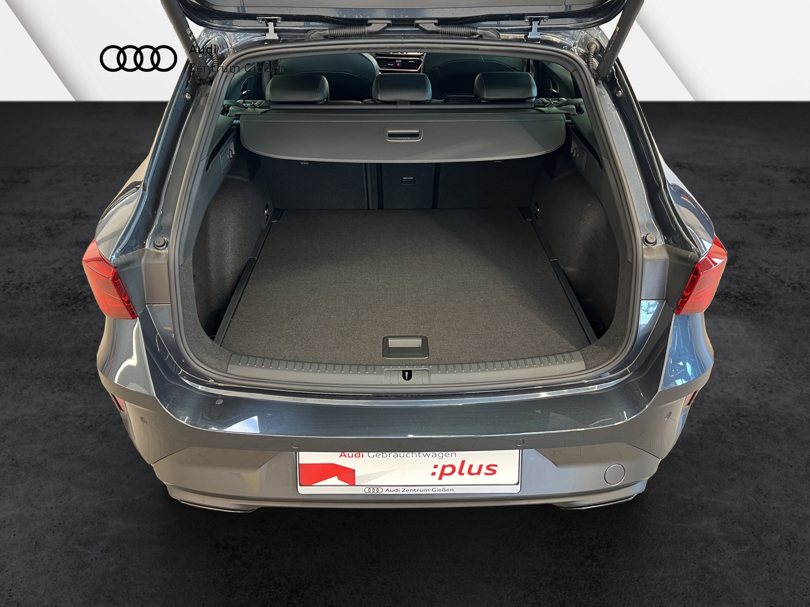 Leon Sportstourer 2.0 TDI DSG NEUES MODELL EDGE-Paket