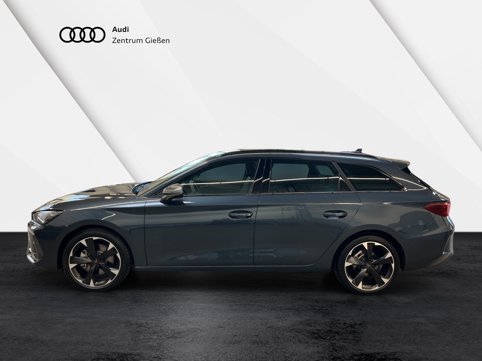 Leon Sportstourer 2.0 TDI DSG NEUES MODELL EDGE-Paket