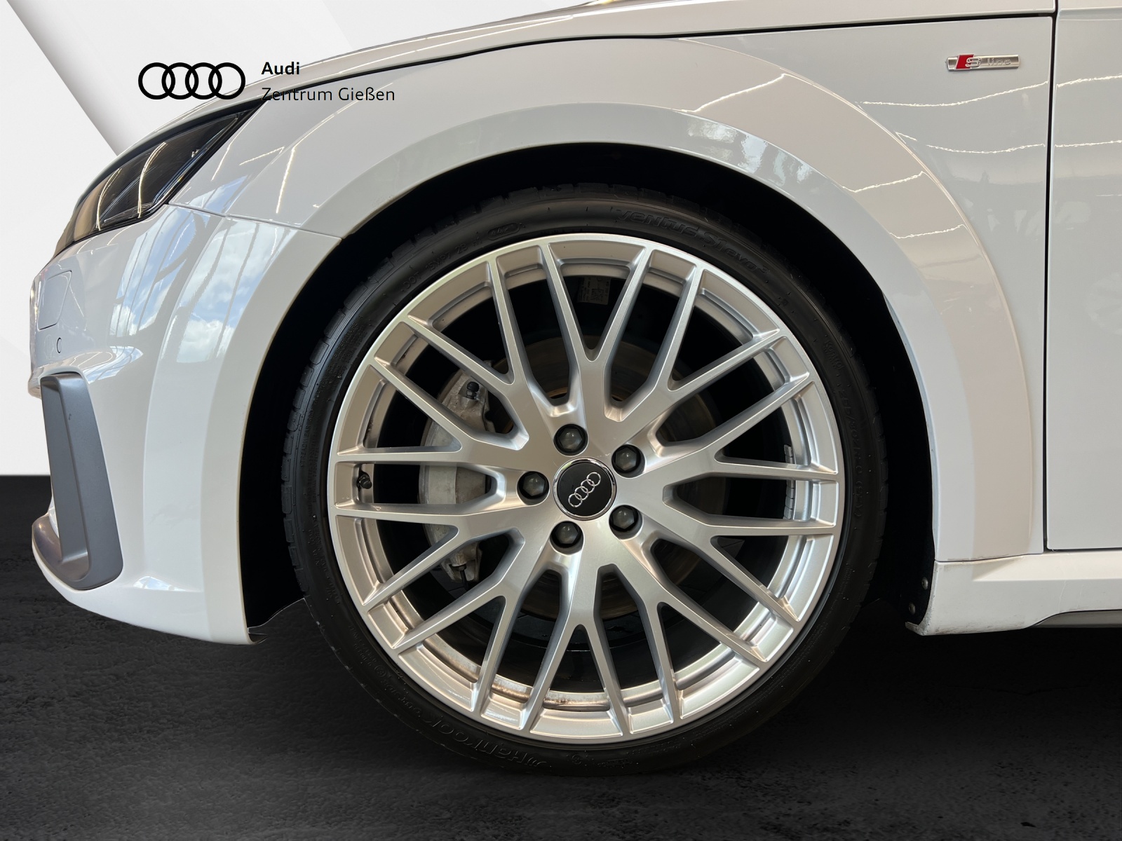 TT Roadster 45 TFSI quattro S line Lederpaket Navi LED