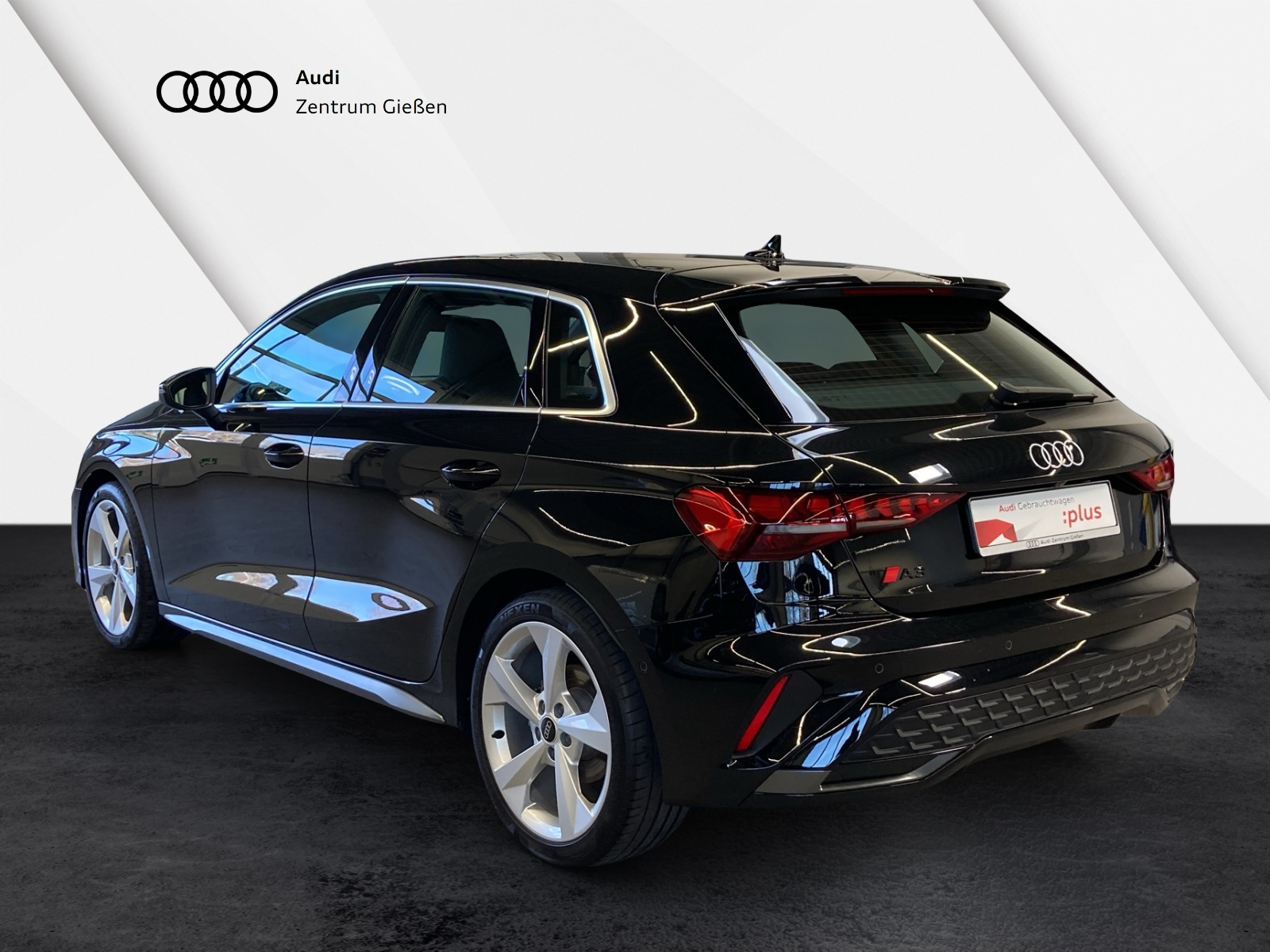 A3 Sportback 35 TFSI S line PANO SONOS MATRIX-LED