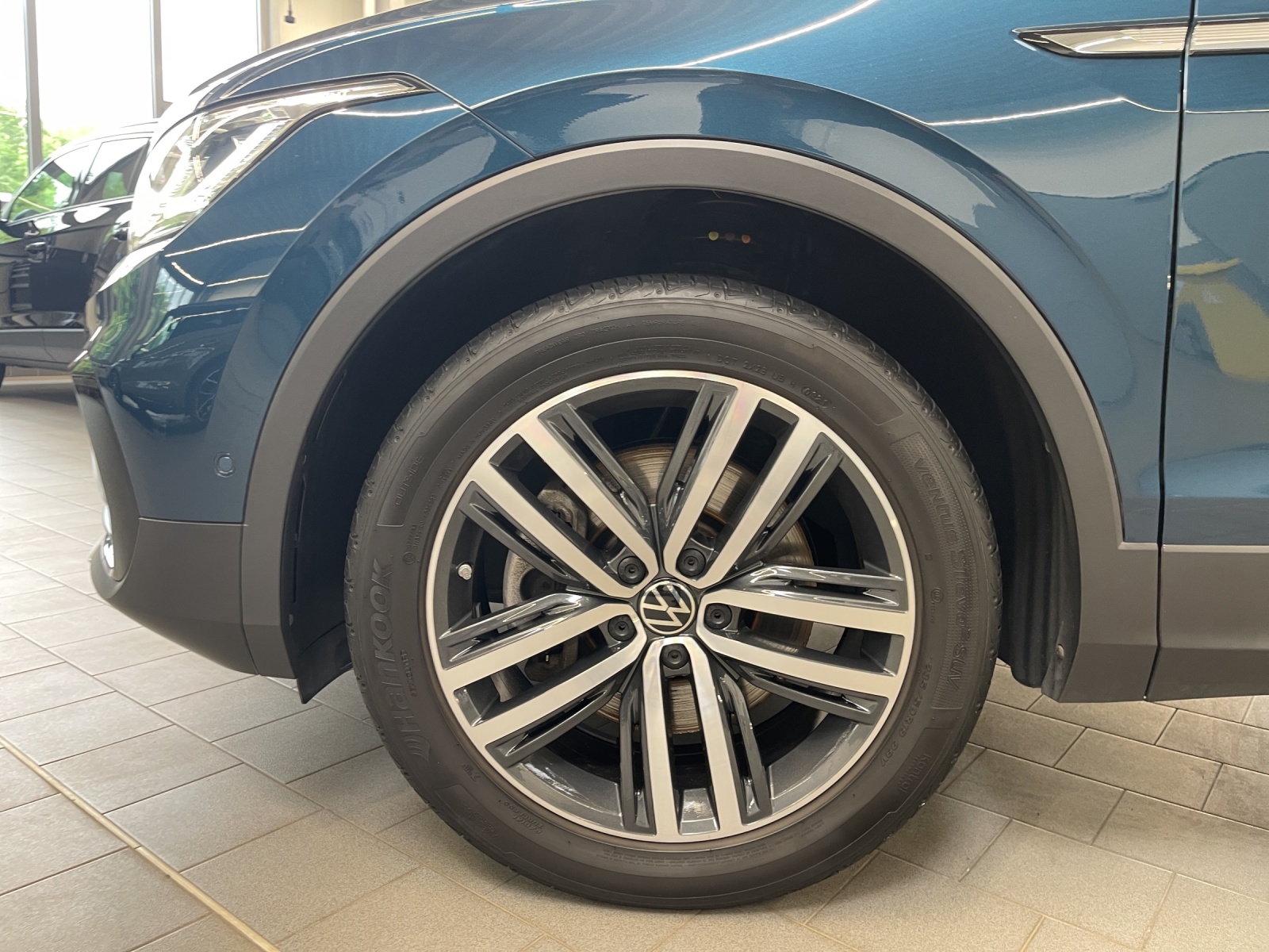 Tiguan 2.0 TDI DSG 4M Elegance IQ-Light HeadUp Panodach Navi Leder