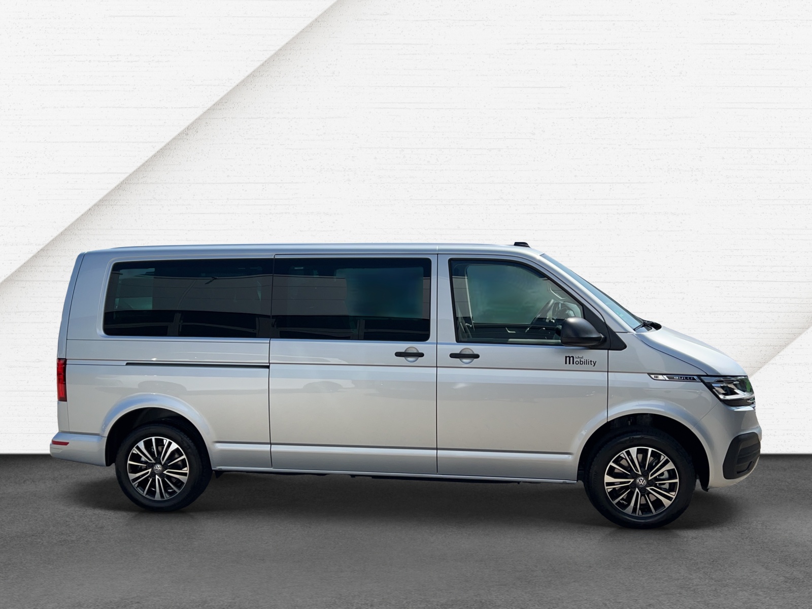 T6 Caravelle Trendline 6.1 2.0 TDI DSG LR Trendline Climatronik LED ACC AHK Navi PDC