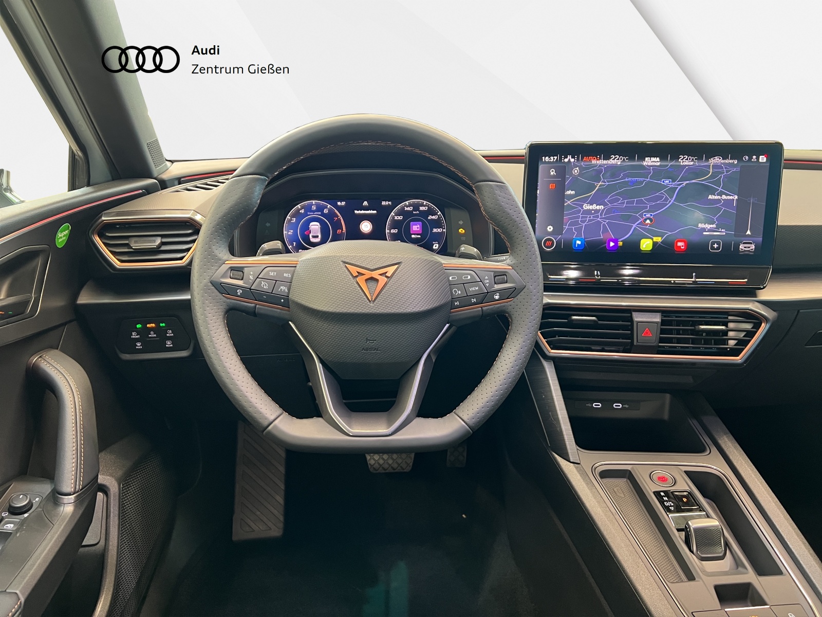 Leon Sportstourer 1.5 eTSI DSG Navi ACC Vision Plus