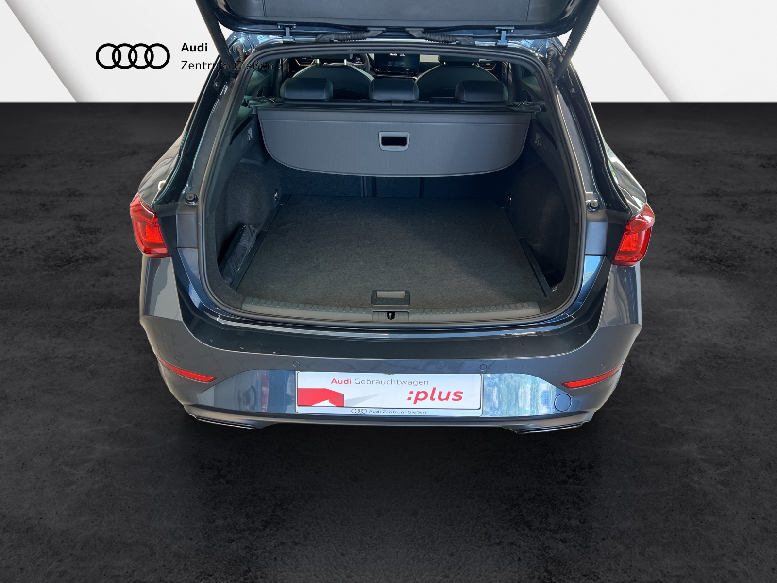 Leon Sportstourer 1.5 eTSI DSG Navi ACC Vision Plus