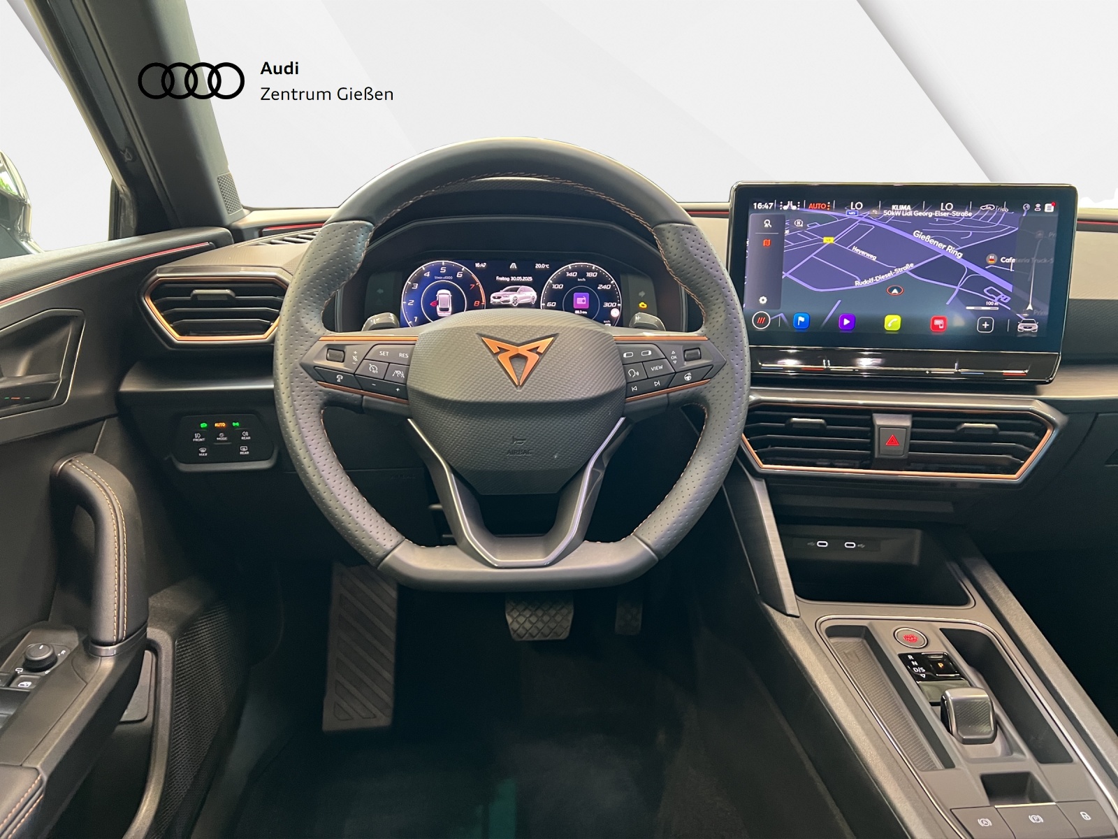 Leon Sportstourer 1.5 eTSI DSG Navi ACC Vision Plus