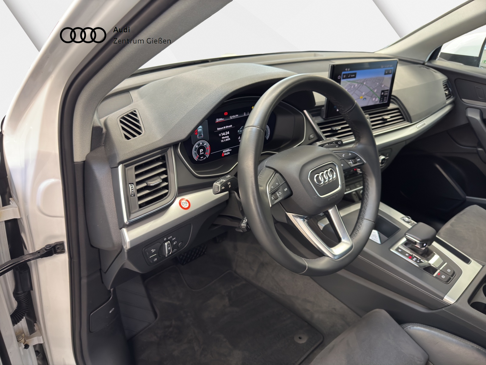 Q5 40 TDI quattro advanced Assistenzpakete Navi LED