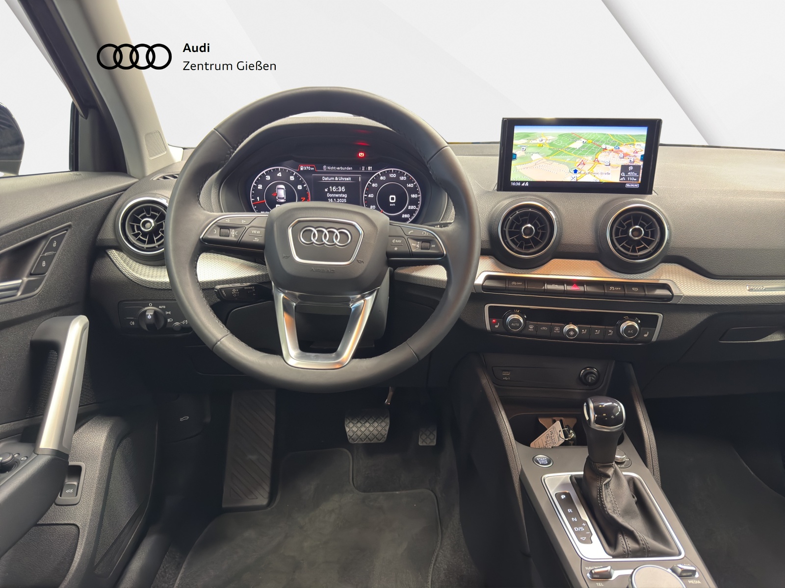 Q2 35 TFSI S tronic basis Assistenzpakete Navi LED