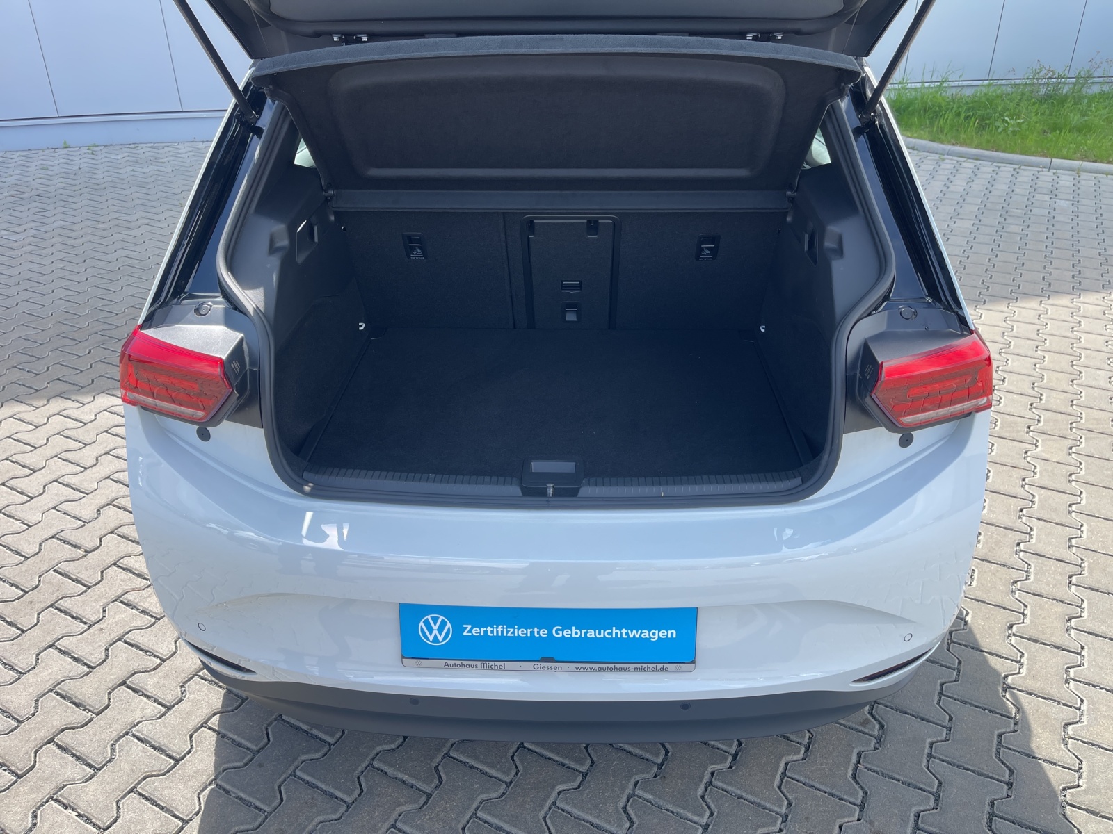 ID.3 Pro Performance 150 kW Wärmepumpe CCS ACC LED Navi