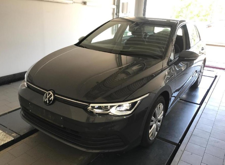 Golf VIII 1.5 eTSI DSG Life LED-Plus TravelAssist Navi ErgoActive