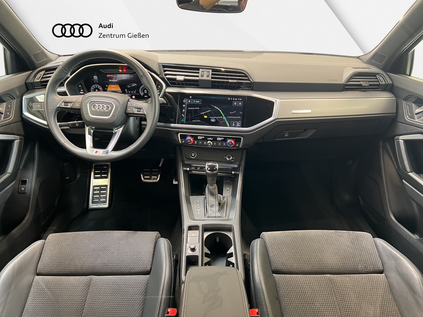 Q3 Sportback 45 TFSI e S line Black Navi Alcantara
