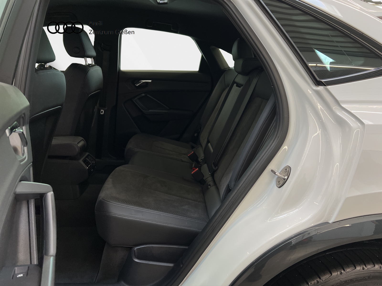 Q3 Sportback 45 TFSI e S line Black Navi Alcantara
