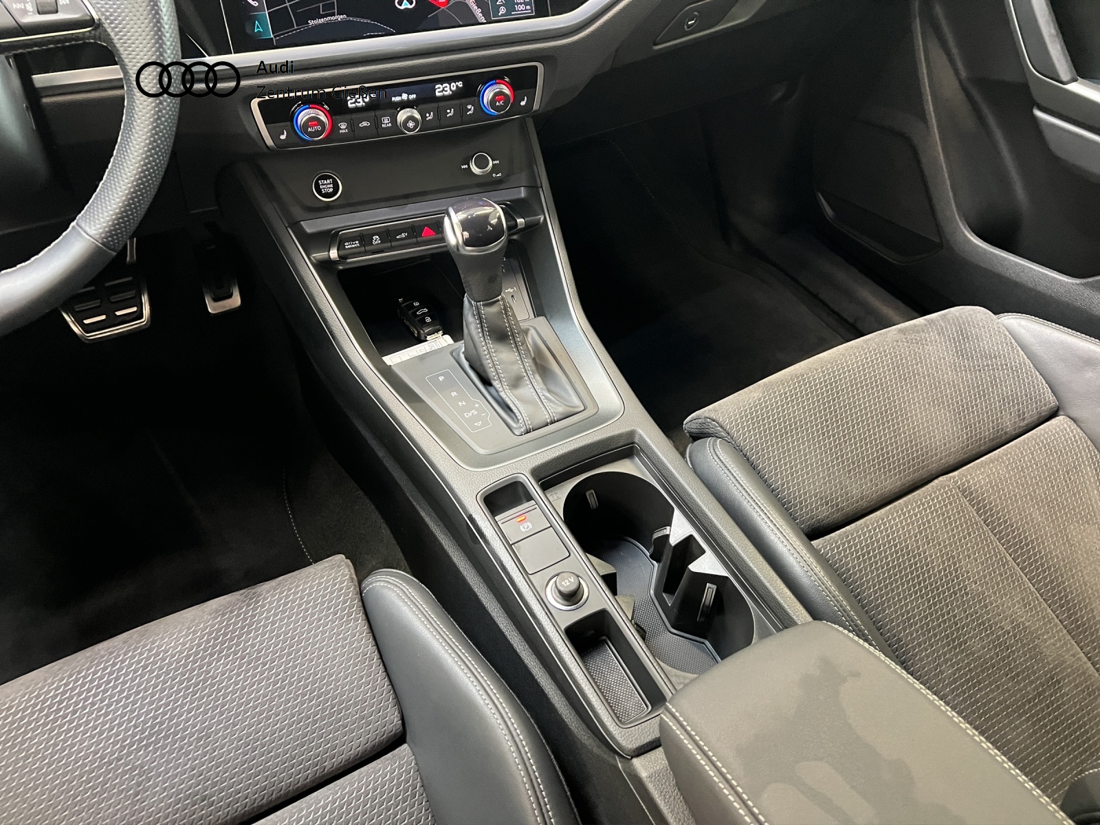 Q3 Sportback 45 TFSI e S line Black Navi Alcantara