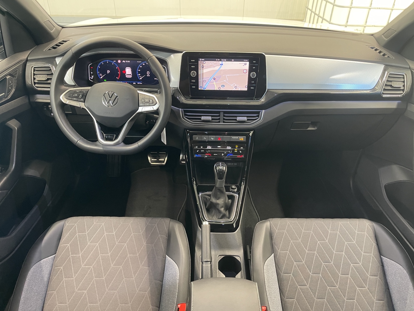 T-Cross 1.0 TSI DSG Goal IQ-Light TravelAssist Navi AHK