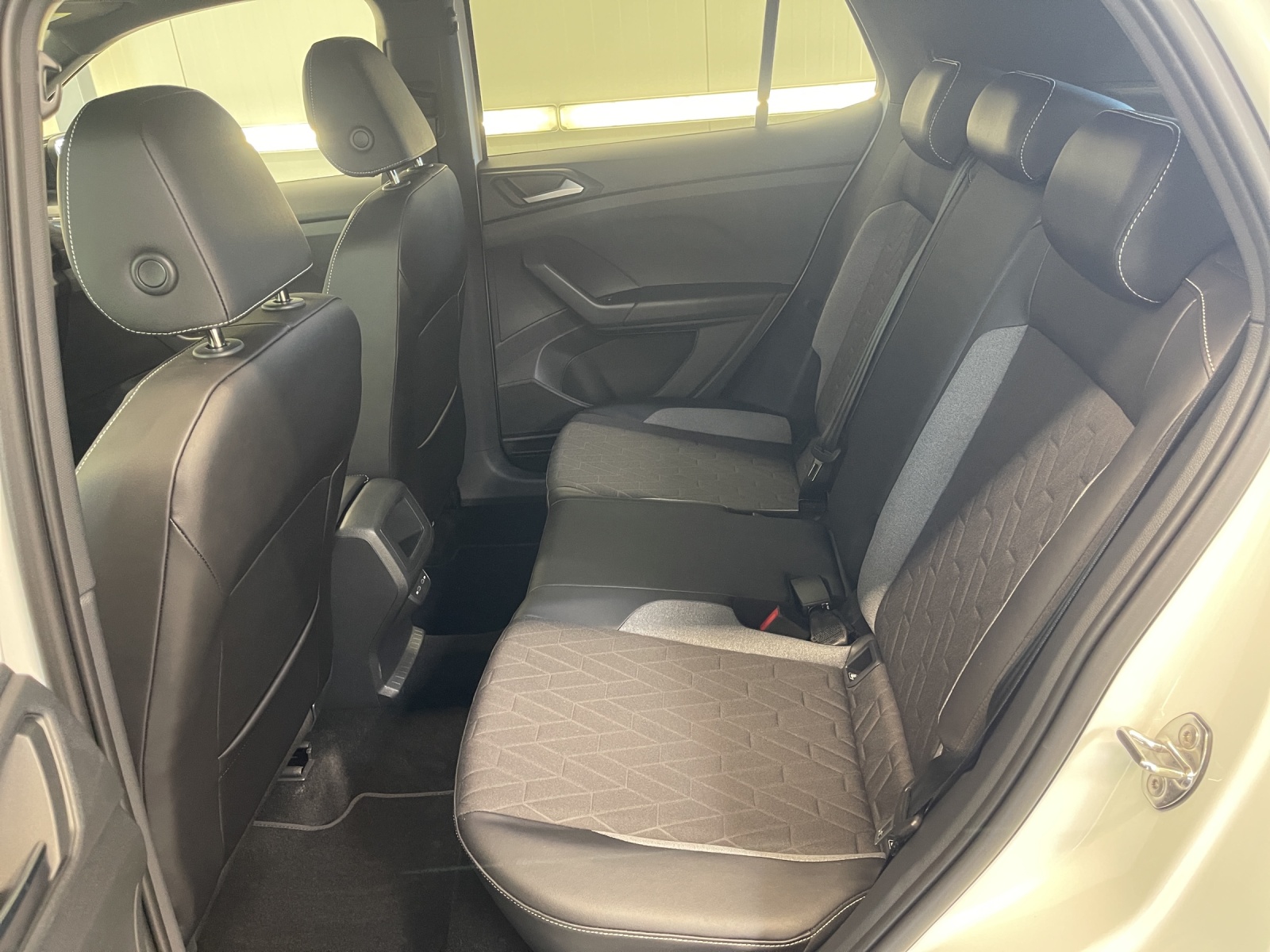 T-Cross 1.0 TSI DSG Goal IQ-Light TravelAssist Navi AHK