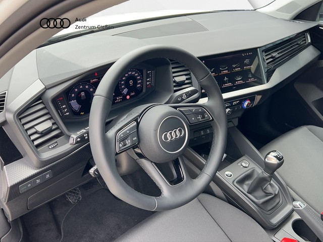 A1 Sportback 25 TFSI LED Infotainment-Paket Einparkhilfe plus