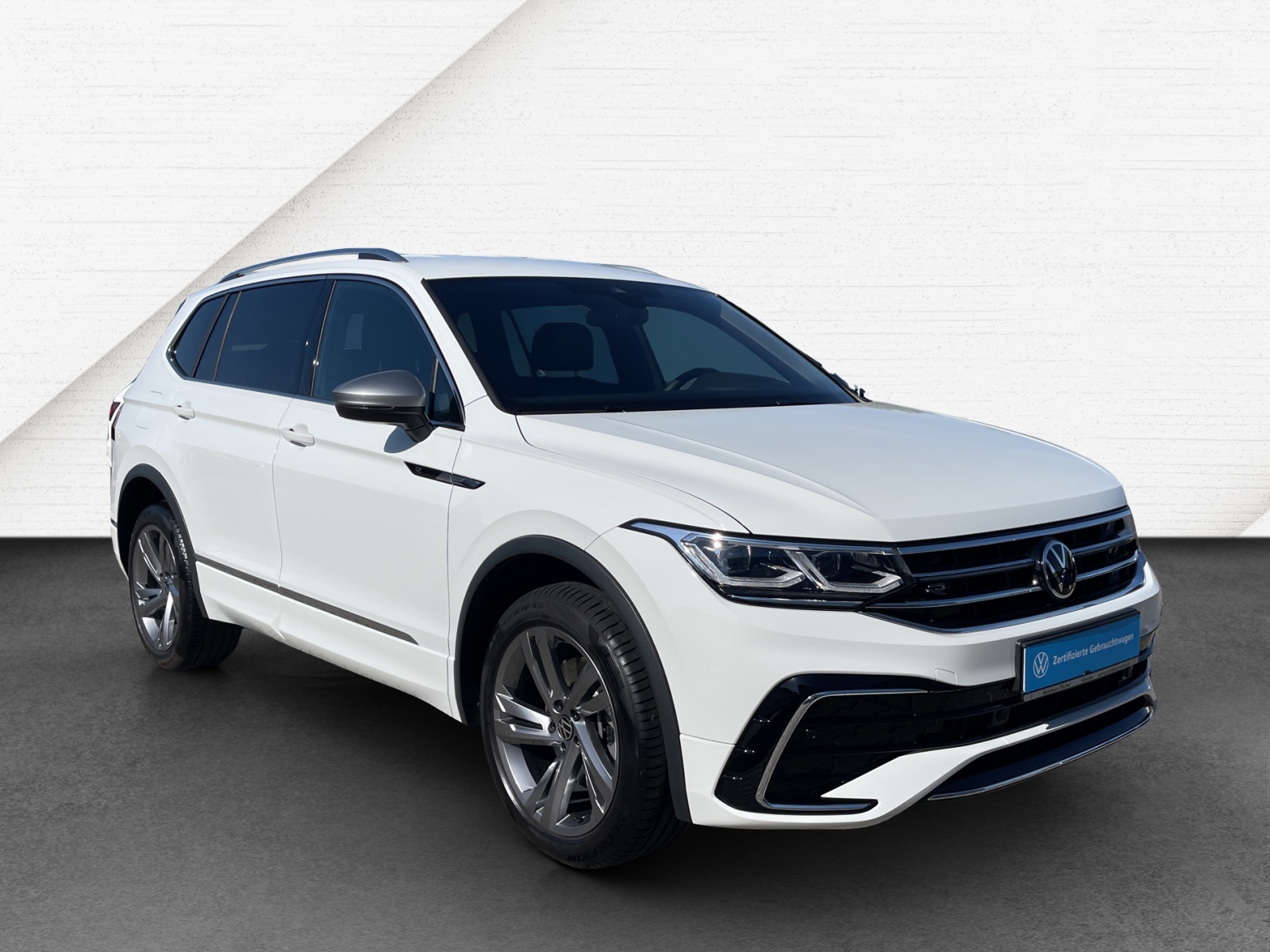 Tiguan Allspace 2.0 TDI DSG 4M R-Line IQ-Light HeadUp Navi AHK