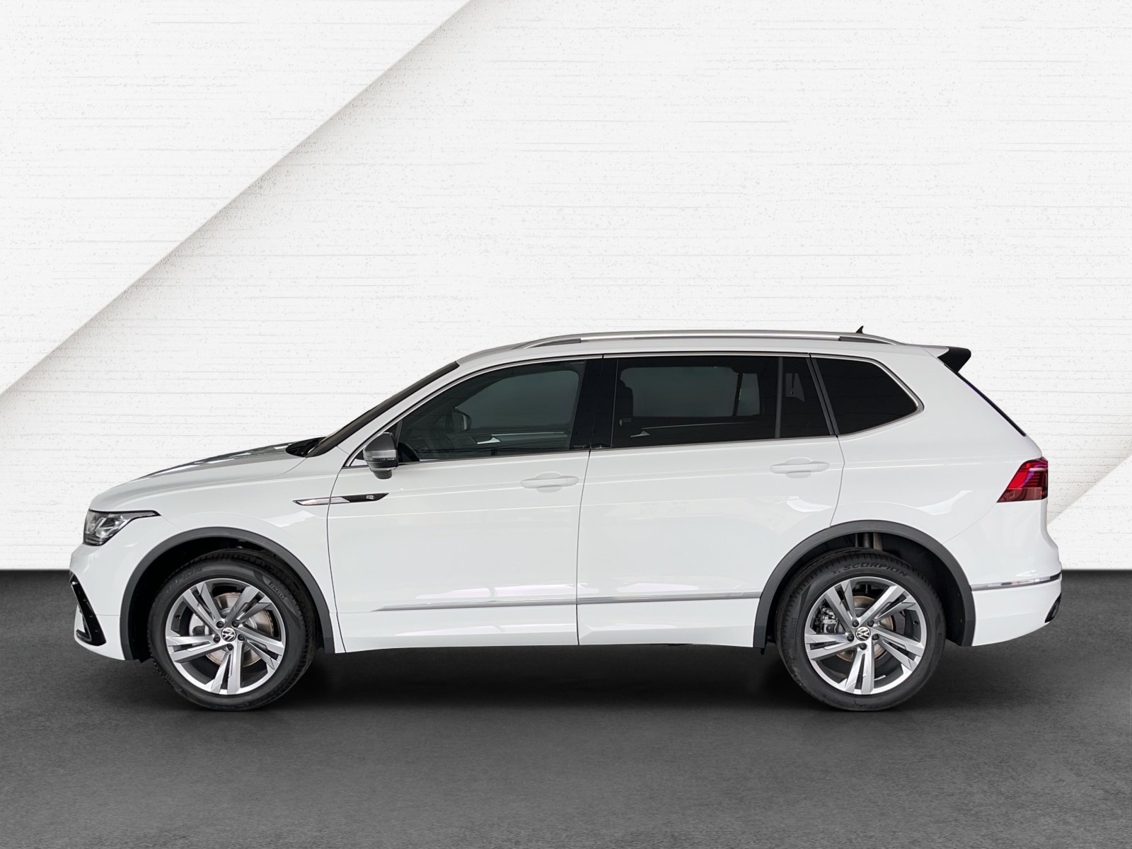Tiguan Allspace 2.0 TDI DSG 4M R-Line IQ-Light HeadUp Navi AHK