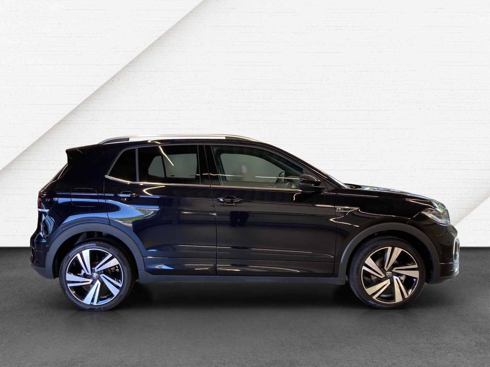 T-Cross 1.5 TSI DSG R-Line LED TravelAssist Rückkamera Alu-18Zoll