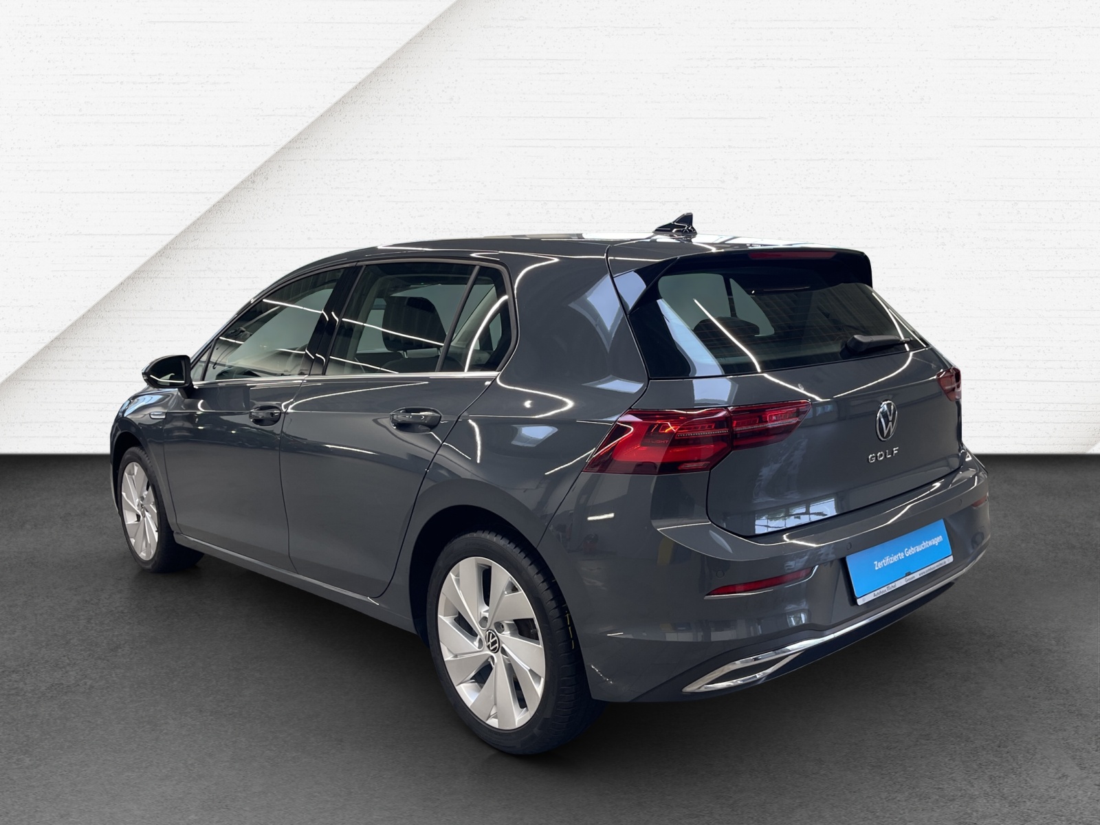 Golf VIII 2.0 TDI DSG Style IQ-Light Standheizung ACC AHK Navi