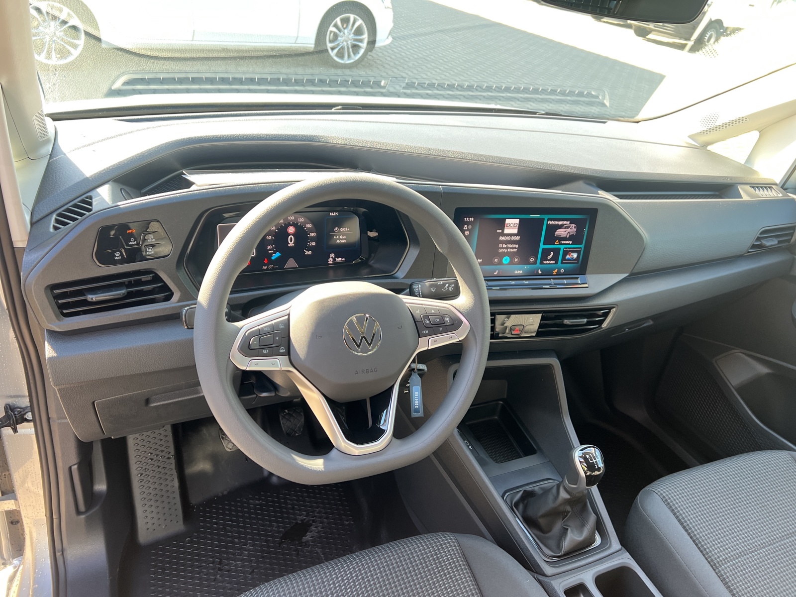 Caddy Cargo Maxi 2.0 TDI PDC AHK Heckflügel LED