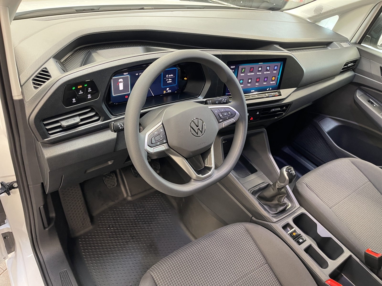 Caddy Cargo 2,0 l TDI Klima AHK PDC APP Connect