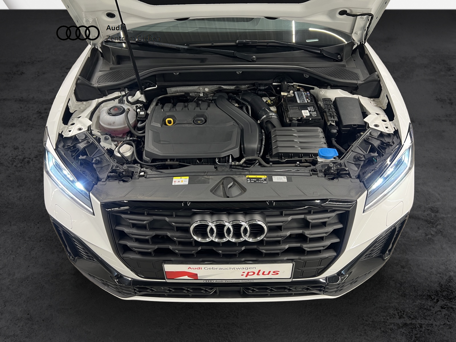 Q2 35 TFSI S tronic S line Black LED Navi