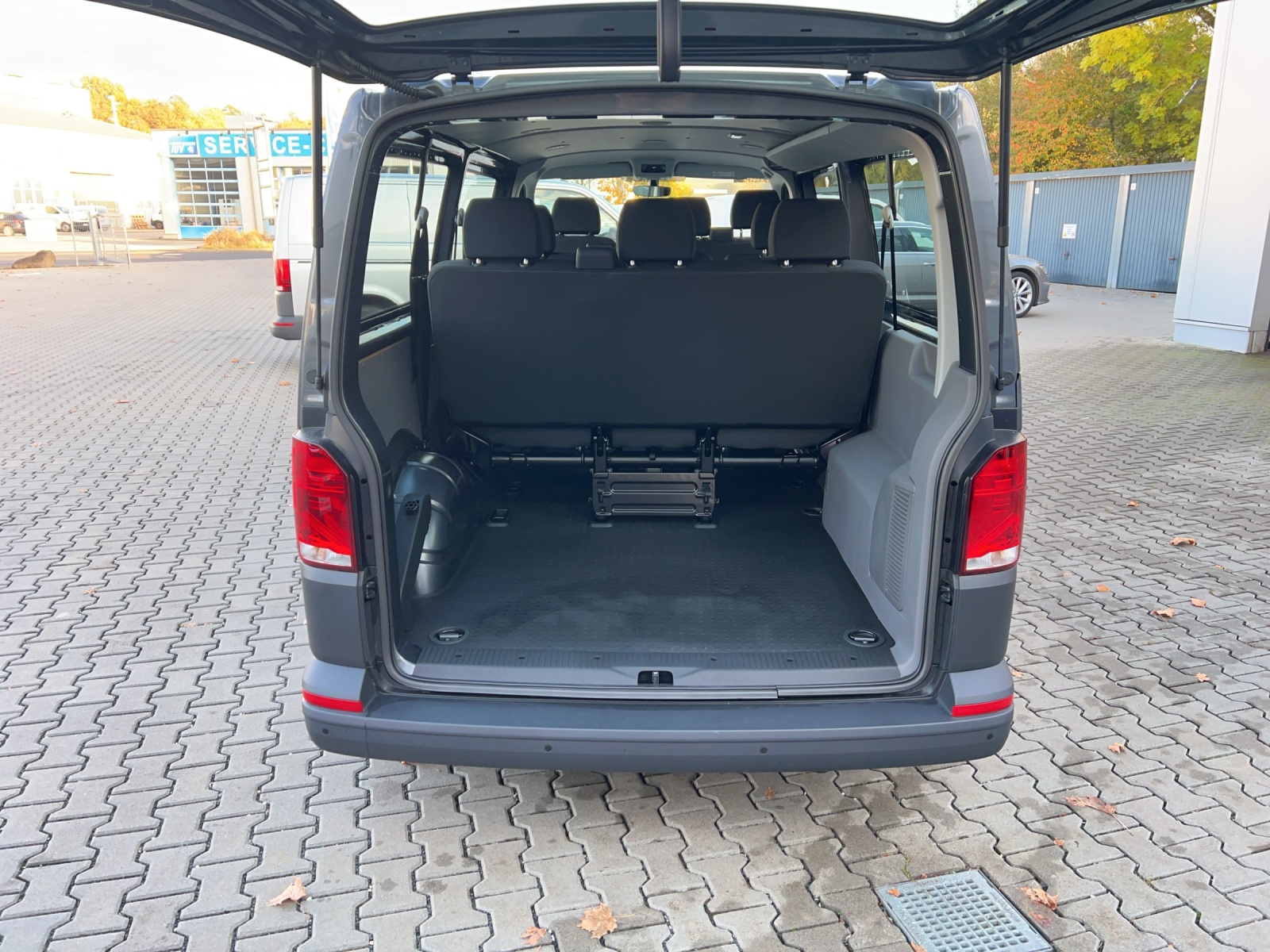 T6 Kombi LR 6.1 2,0 l TDI 110 kW PDC Kamera Navi MFA