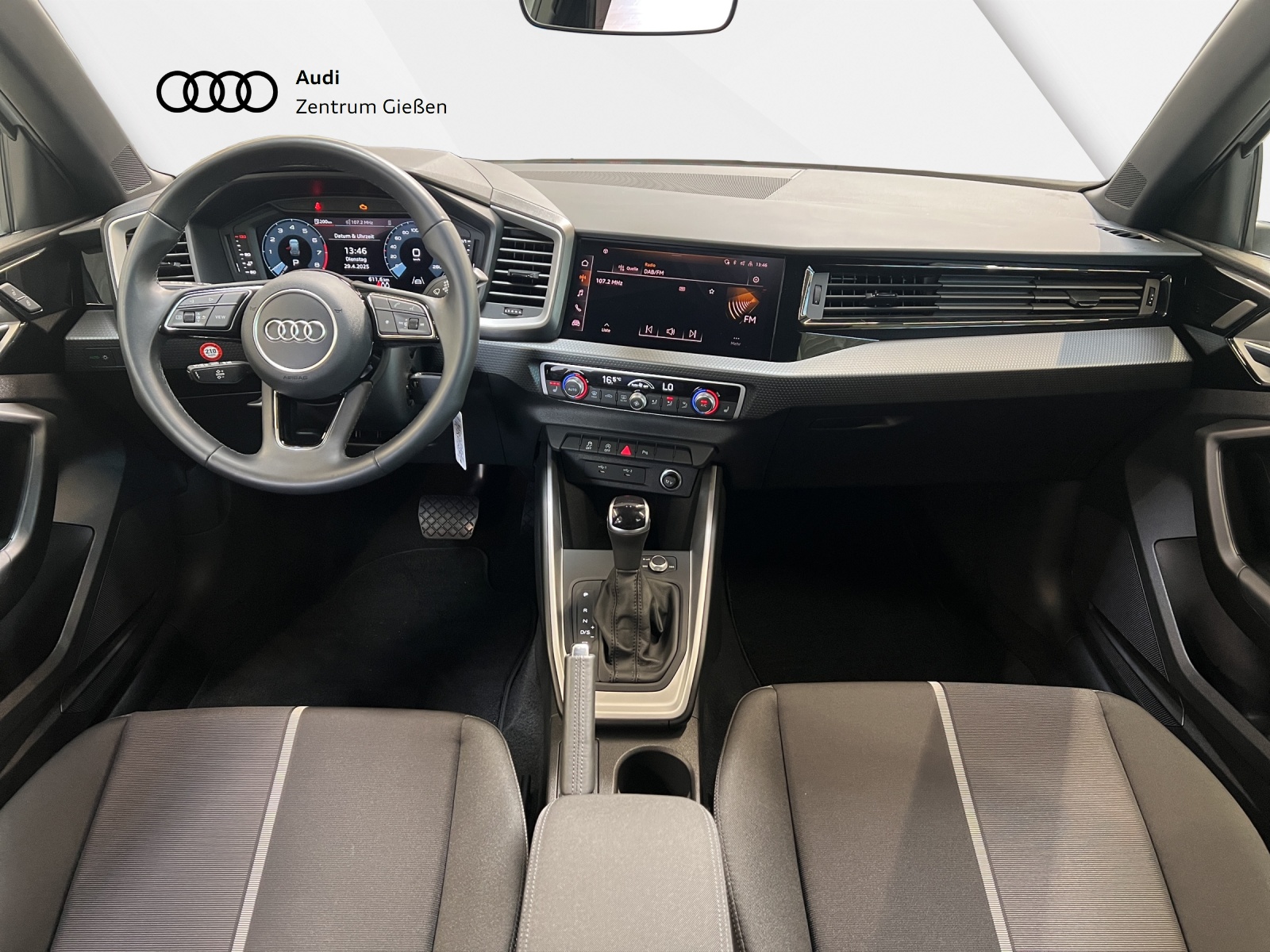 A1 Sportback 25 TFSI S-tronic advanced smarthphone interface